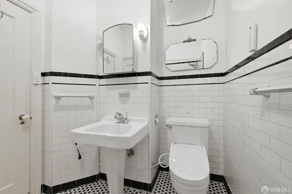 $2,500,000 | 72 Castro Street, San Francisco, CA 94114