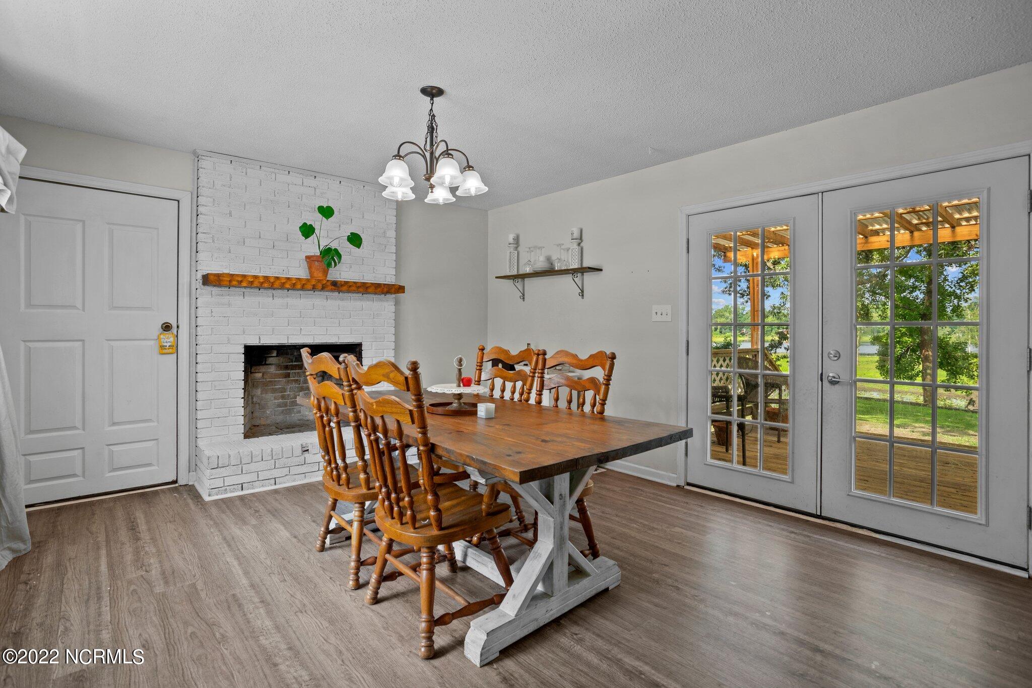 131 Bannermans Mill Road Richlands, NC 28574 - Photo 24 of 44 24-web-or-mls-DSC03582