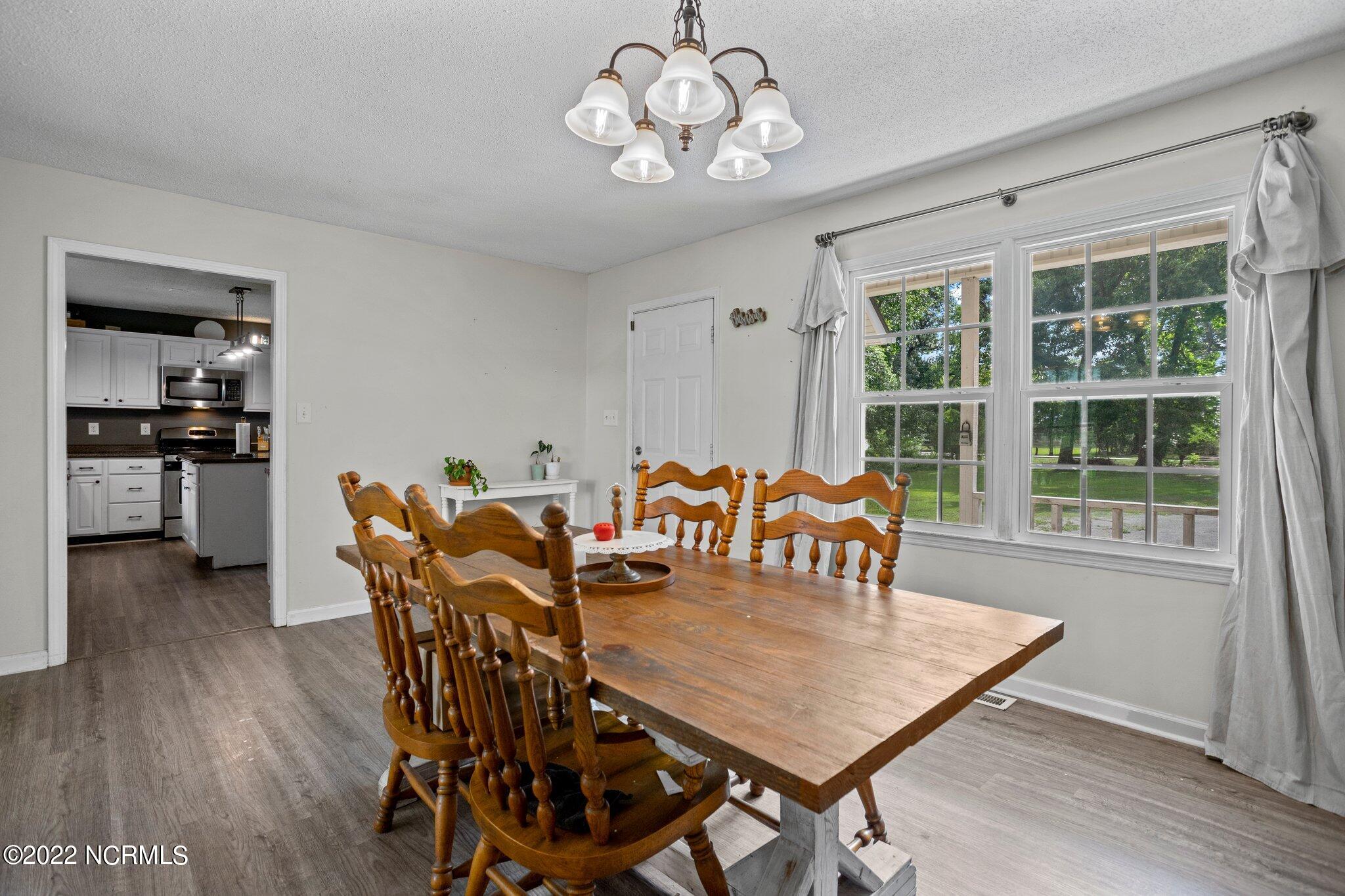 131 Bannermans Mill Road Richlands, NC 28574 - Photo 25 of 44 25-web-or-mls-DSC03587