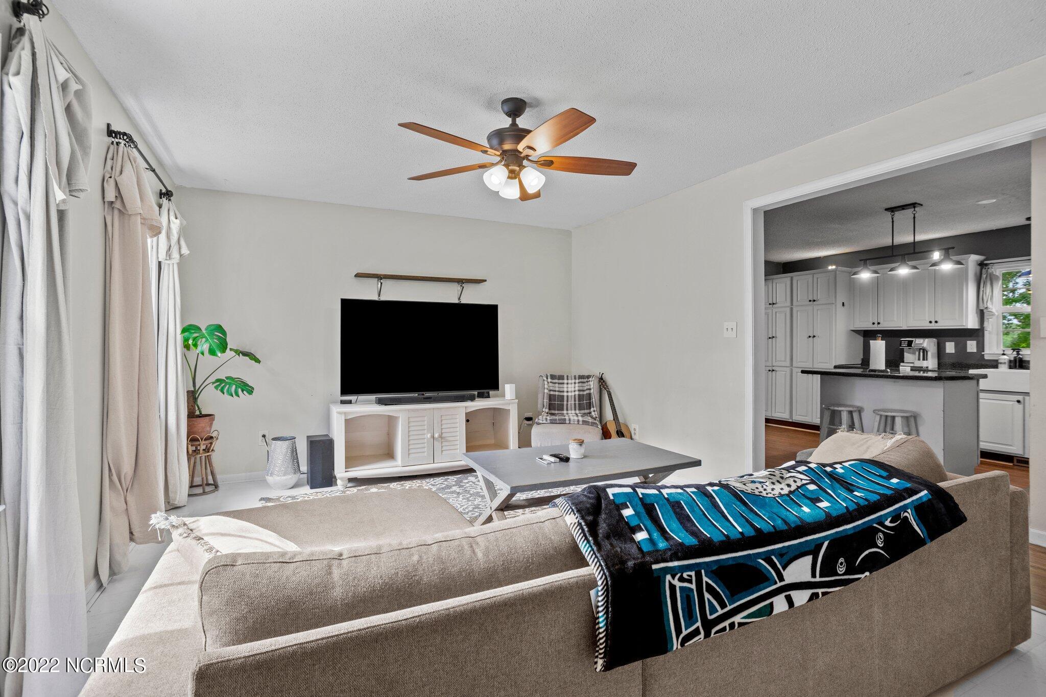 131 Bannermans Mill Road Richlands, NC 28574 - Photo 32 of 44 32-web-or-mls-DSC03622