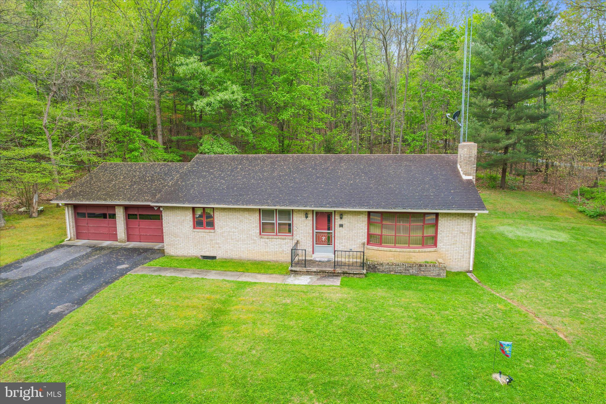 5258 Grand Valley Road Westminster, MD 21158 - Photo 3 of 44