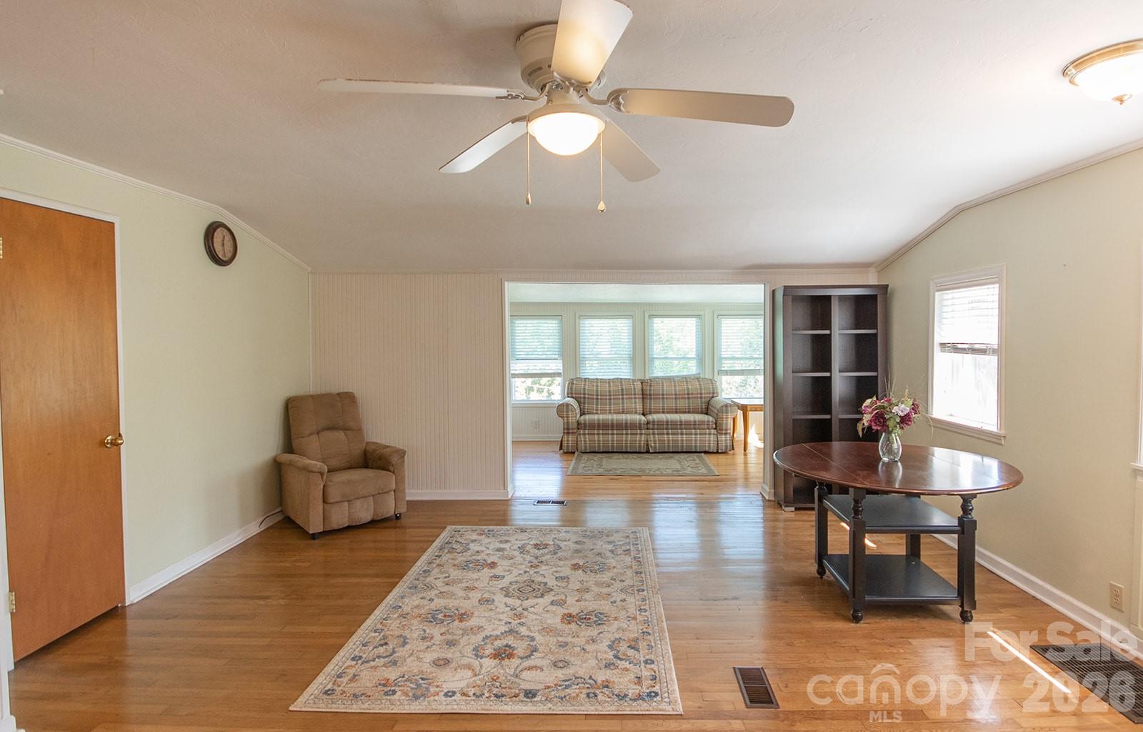 59 South Front Street Franklin, NC 28734 - Photo 9 of 40
