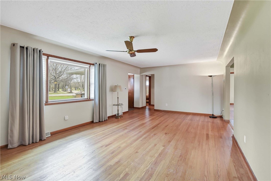 3424 Stoney Ridge Road Avon, OH 44011 - Photo 4 of 48