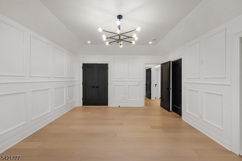 6 East Knollwood Road Edison, NJ 08817 - Photo 37 of 47