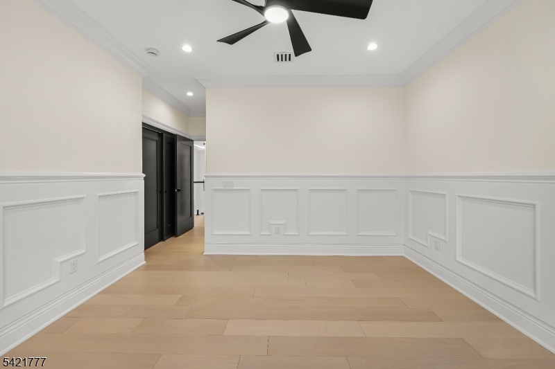 6 East Knollwood Road Edison, NJ 08817 - Photo 43 of 47