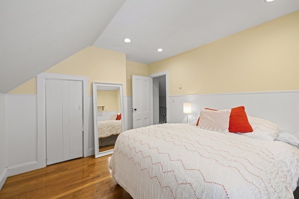 8 Thompson Street Boston, MA 02136 - Photo 29 of 35 Gallery Image 29