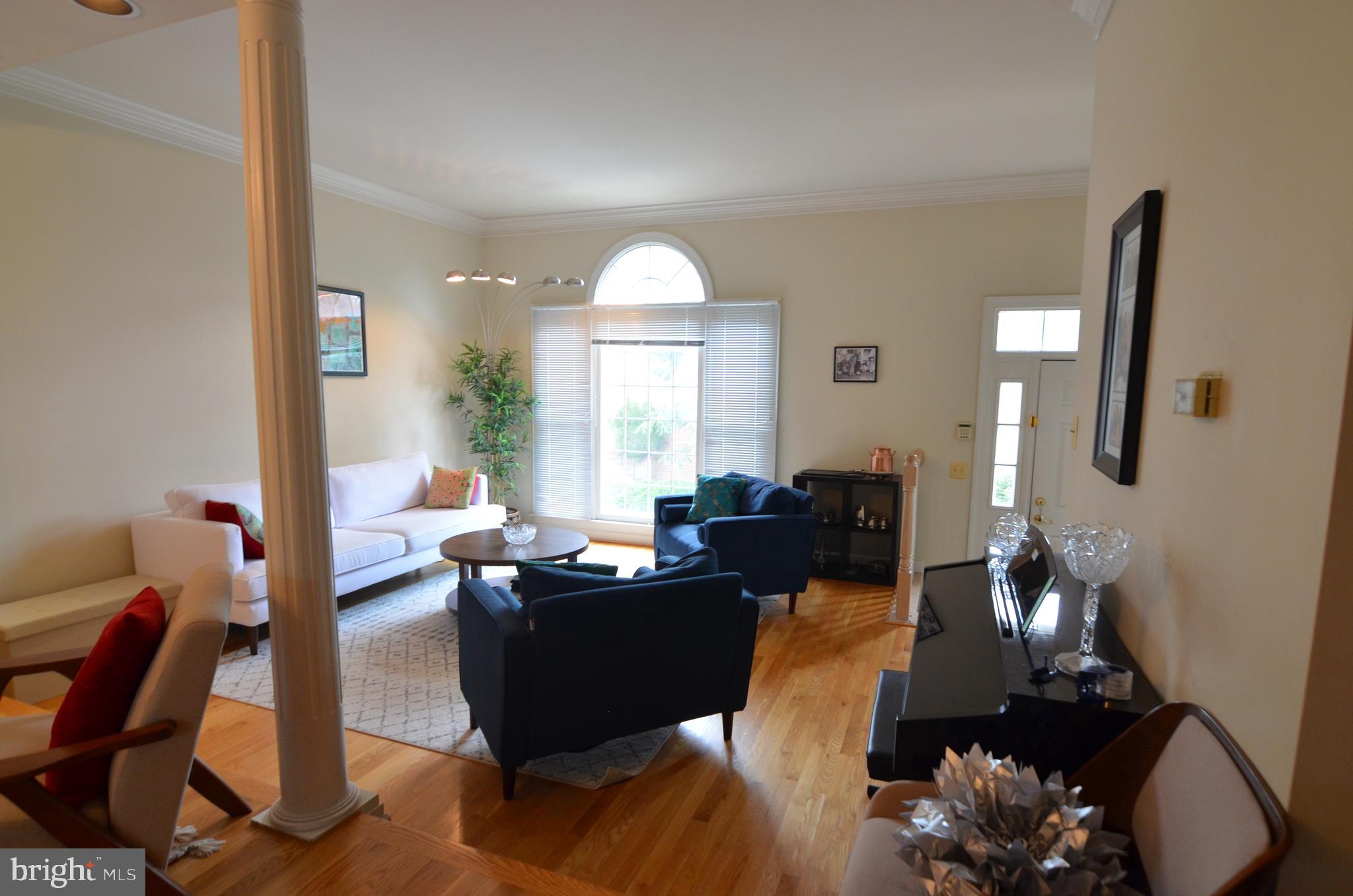 8173 Boss Street Vienna, VA 22182 - Photo 4 of 59 Family room