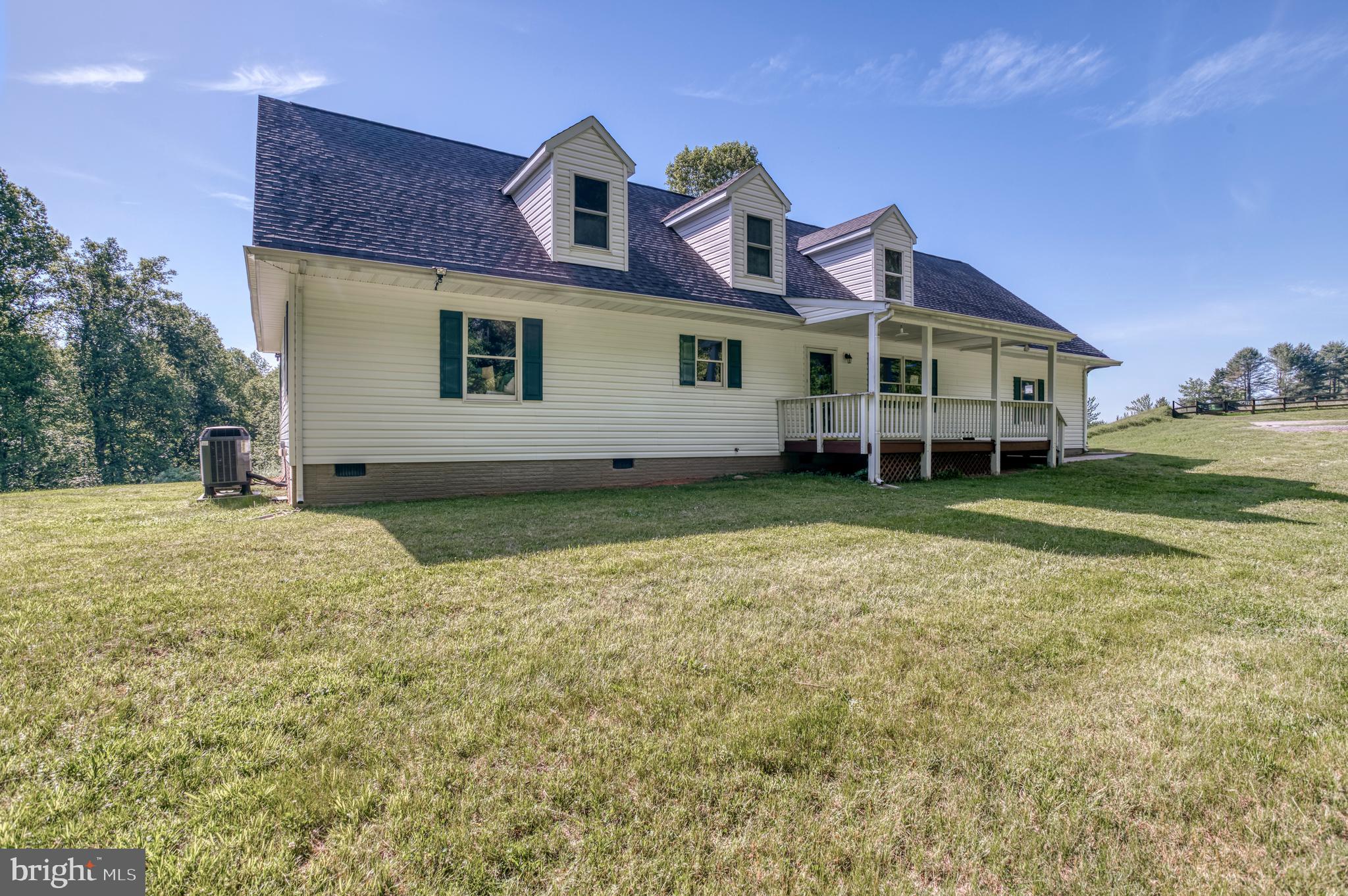 10461 Old Stillhouse Road Boston, VA 22713 - Photo 5 of 32