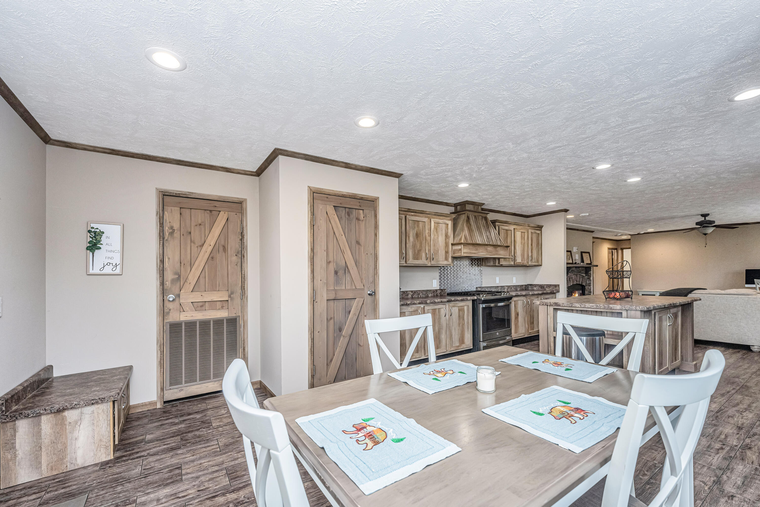 868 State Rd S-38-174 Holly Hill, SC 29059 - Photo 13 of 51 868CoachRd15