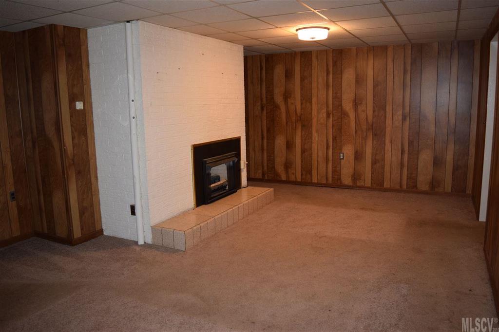 4098 Springs Road Conover, NC 28613 - Photo 6 of 22 Gallery Image 6