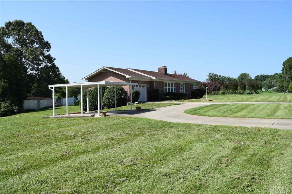 4098 Springs Road Conover, NC 28613 - Photo 10 of 22 Gallery Image 10