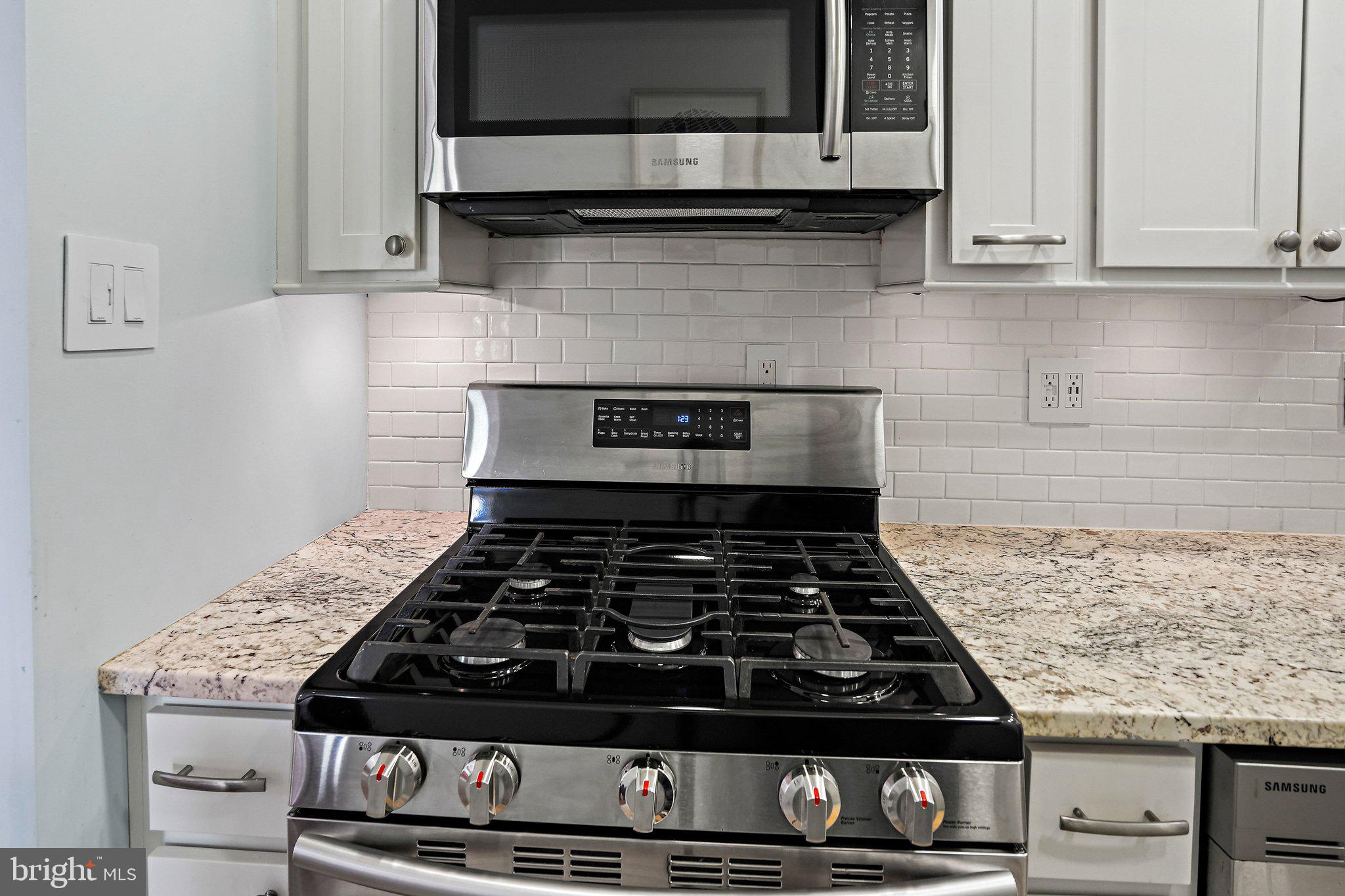 490 M Street Southwest, Unit W204 Washington, DC 20024 - Photo 15 of 39 Kitchen
