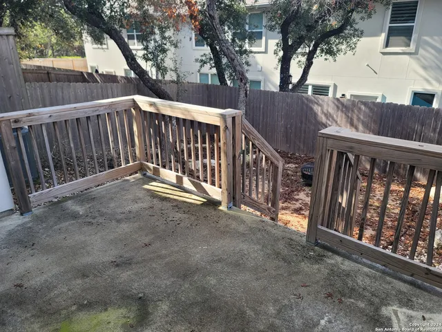 $2,295 | 155 Magnolia Circle, Boerne, TX 78006