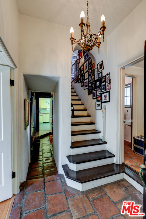 6740 Milner Road Los Angeles, CA 90068 - Photo 4 of 34 a view of entryway with a front door