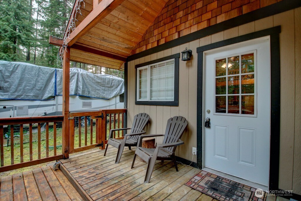 2061 Exit Road Maple Falls, WA 98266 - Photo 6 of 32