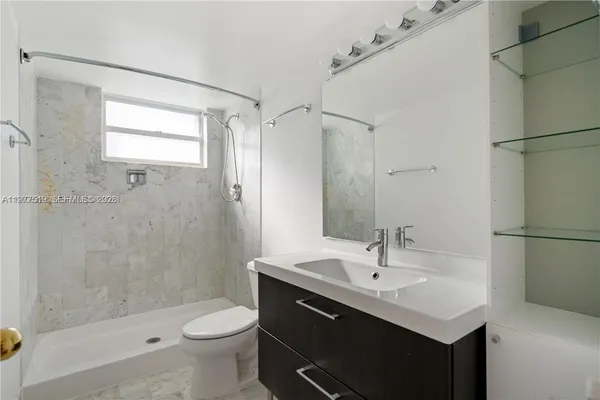 $3,699 | 1420 Brickell Bay Drive, Unit 505C, Miami, FL 33131