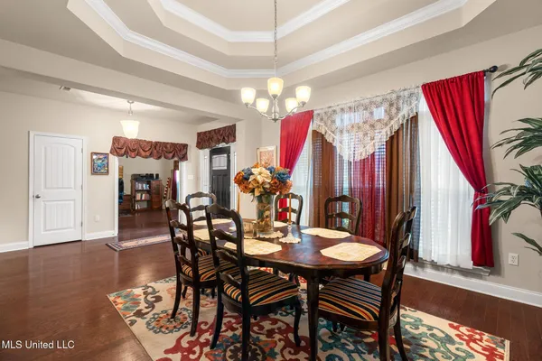 $350,000 | 63 North Founders Way, Hattiesburg, MS 39401