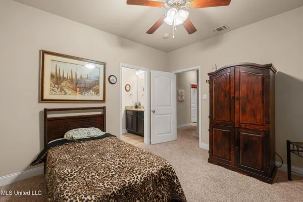 $350,000 | 63 North Founders Way, Hattiesburg, MS 39401