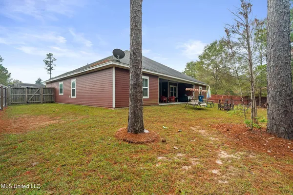 $350,000 | 63 North Founders Way, Hattiesburg, MS 39401