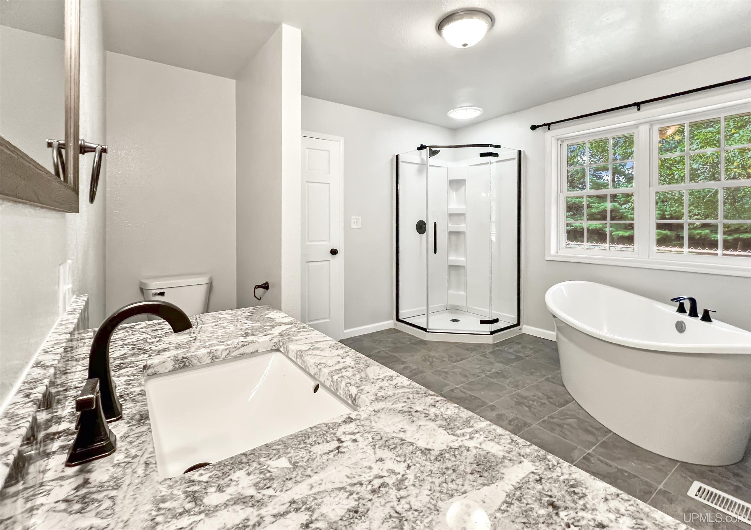 W4170 Schroeder Road Marinette, WI 54143 - Photo 23 of 53 Gallery Image 23