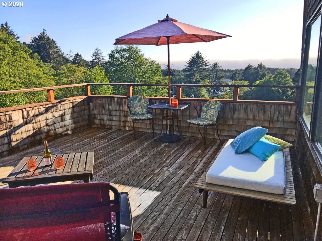 3201 Savage Road, Unit 3 Otis, OR 97368 - Photo 5 of 14 Gallery Image 5
