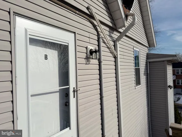 $1,400 | 5906 Benton Heights Avenue, Unit B, Baltimore, MD 21206