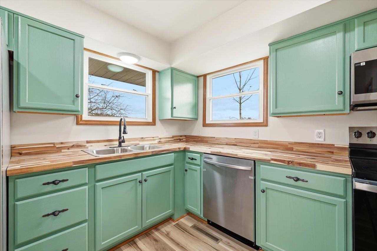 11 Partlow Street Staunton, VA 24401 - Photo 10 of 38 a kitchen with a sink and cabinets