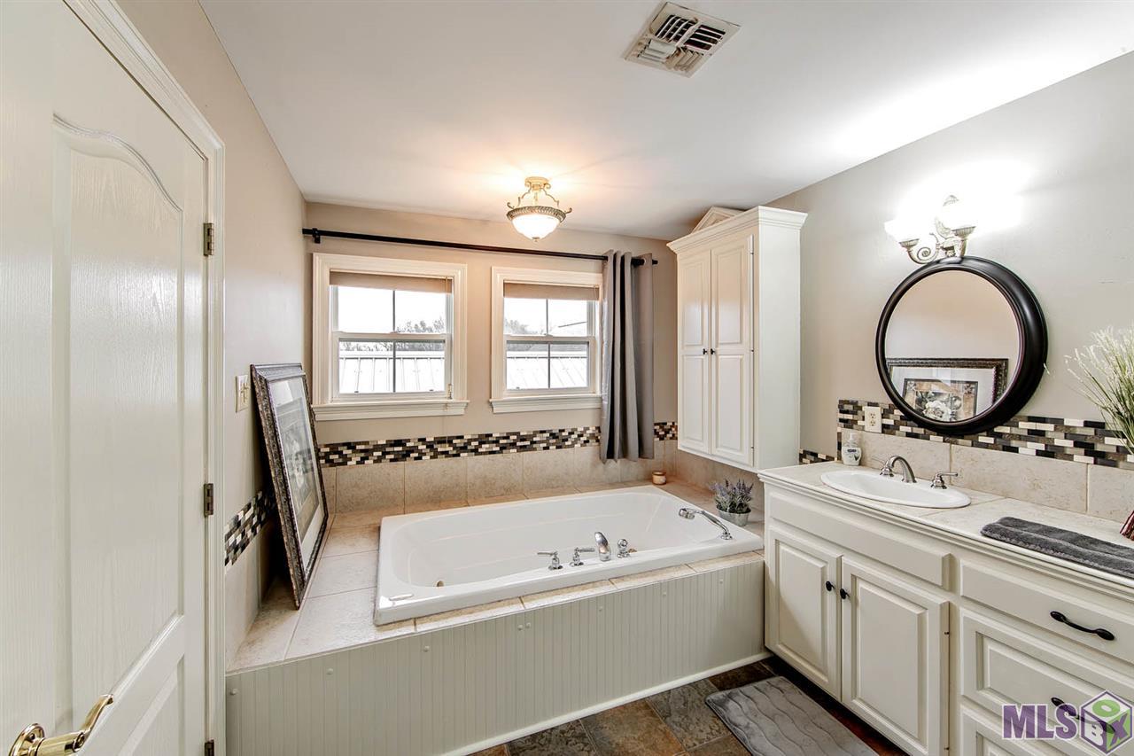 280 Joshua Reed Drive Houma, LA 70360 - Photo 23 of 34 Gallery Image 23
