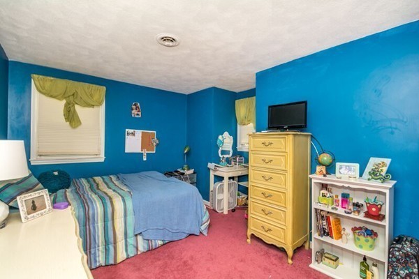 40 Marjorie Road Wilmington, MA 01887 - Photo 18 of 22 Gallery Image 18