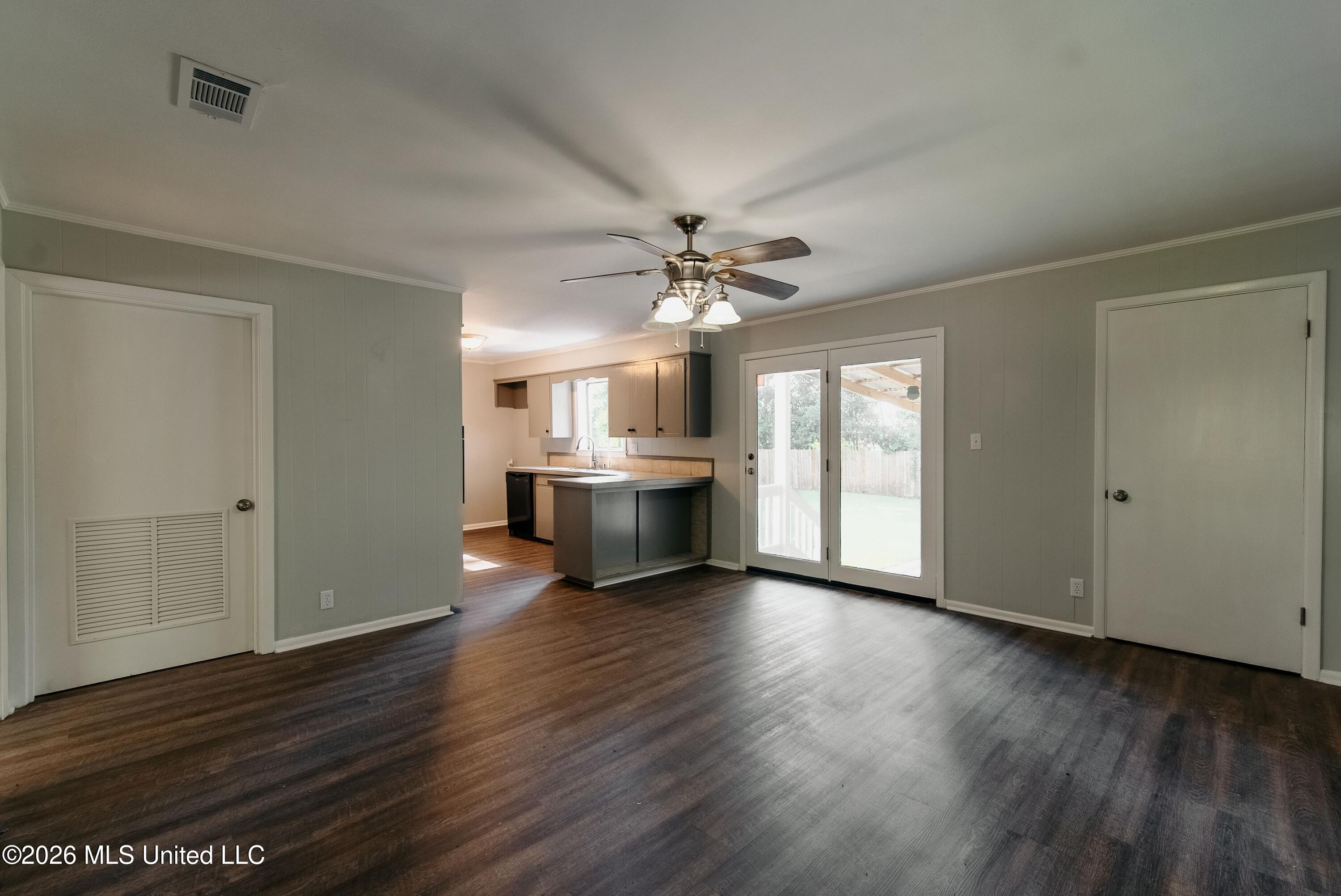 304 Spring Street Taylorsville, MS 39168 - Photo 33 of 39 DSC03898-HDR