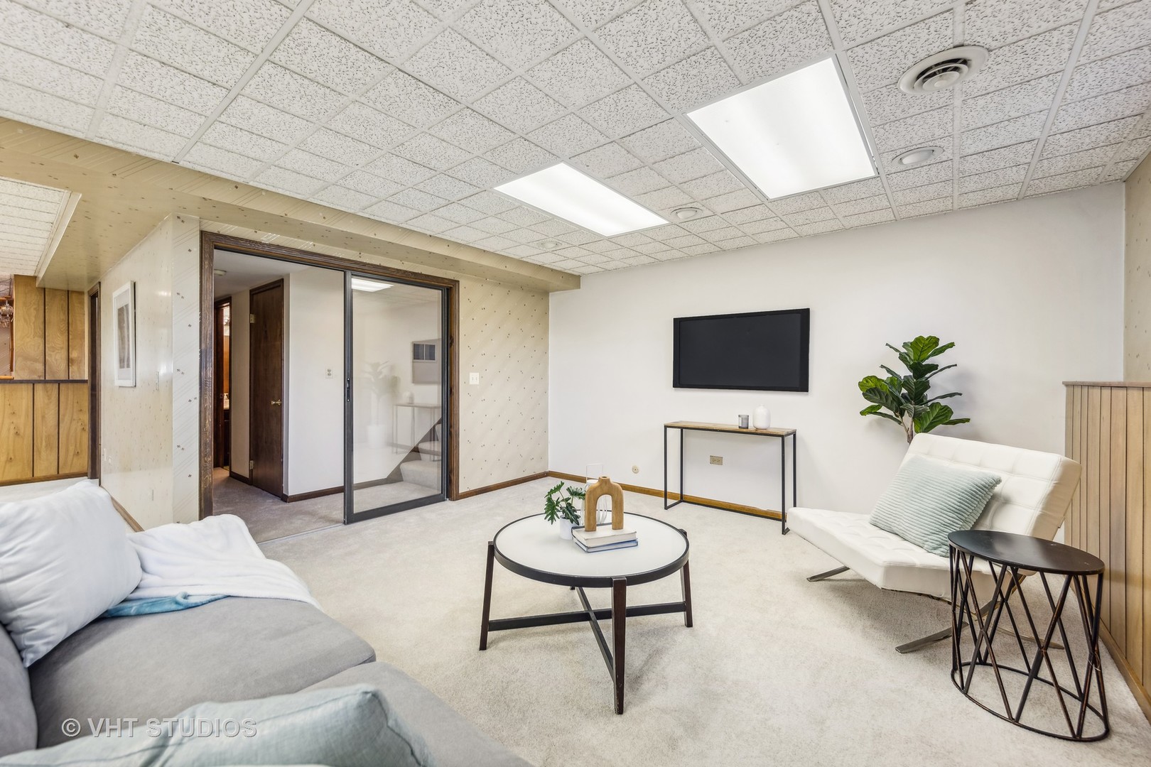 29W221 Smith Road West Chicago, IL 60185 - Photo 28 of 38 Gallery Image 28
