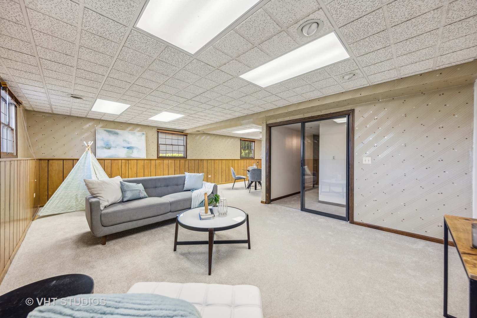 29W221 Smith Road West Chicago, IL 60185 - Photo 32 of 38 Gallery Image 32