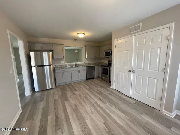 $1,550 | 3905 Junipine Court, Unit B, Winterville, NC 28590