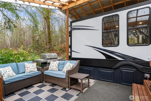 a building outdoor space with patio furniture