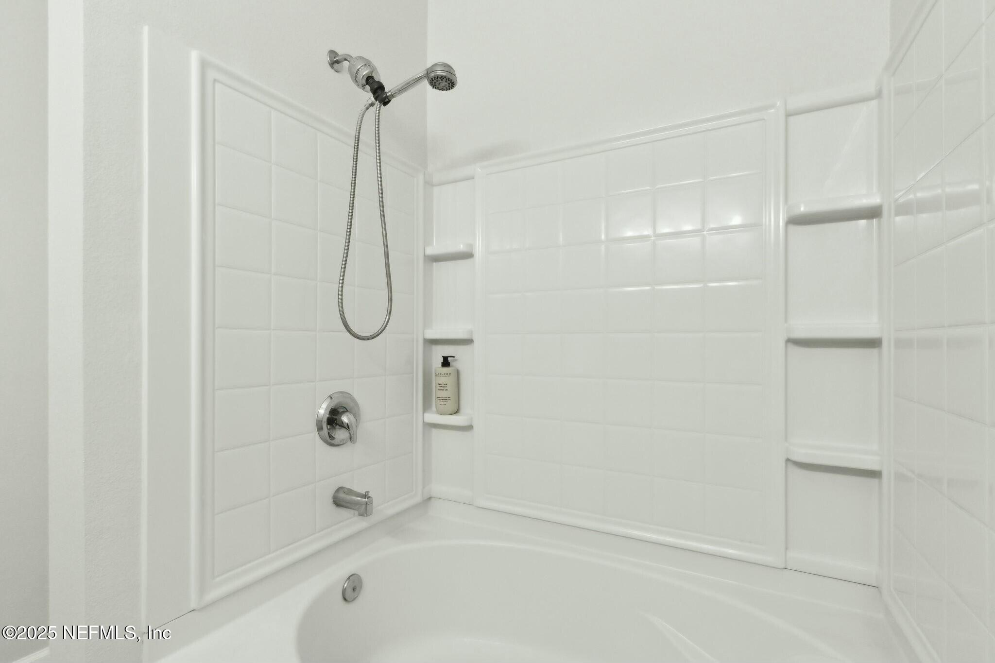 12960 Spring Rain Road Jacksonville, FL 32258 - Photo 25 of 46 Generous soaking tub & shower