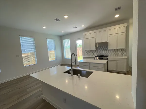 $2,600 | 17415 Lavender Blossom Lane, Hockley, TX 77447