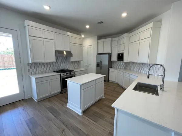 $2,600 | 17415 Lavender Blossom Lane, Hockley, TX 77447