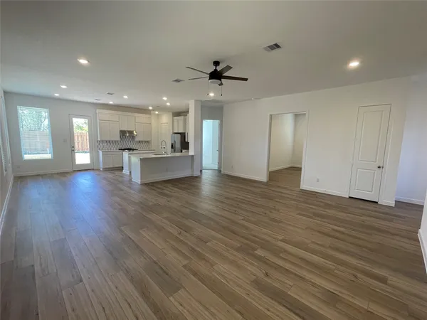 $2,600 | 17415 Lavender Blossom Lane, Hockley, TX 77447