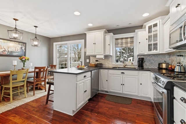 715 Amber Road New Lenox, IL 60451 - Photo 4 of 16