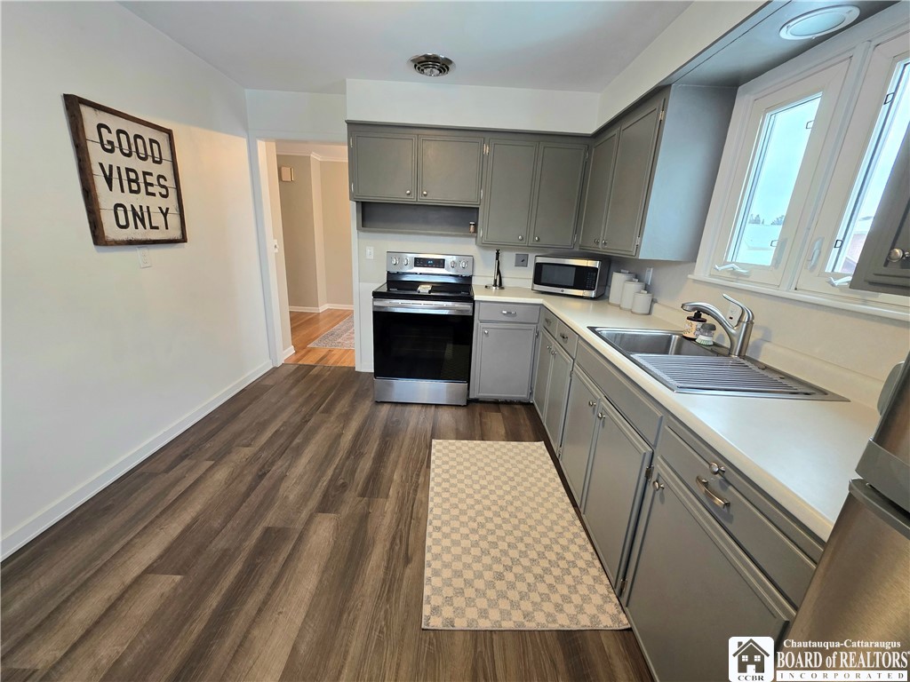 71 Chicago Avenue Ellicott, NY 14701 - Photo 11 of 36