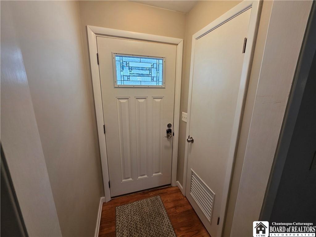 71 Chicago Avenue Ellicott, NY 14701 - Photo 4 of 36