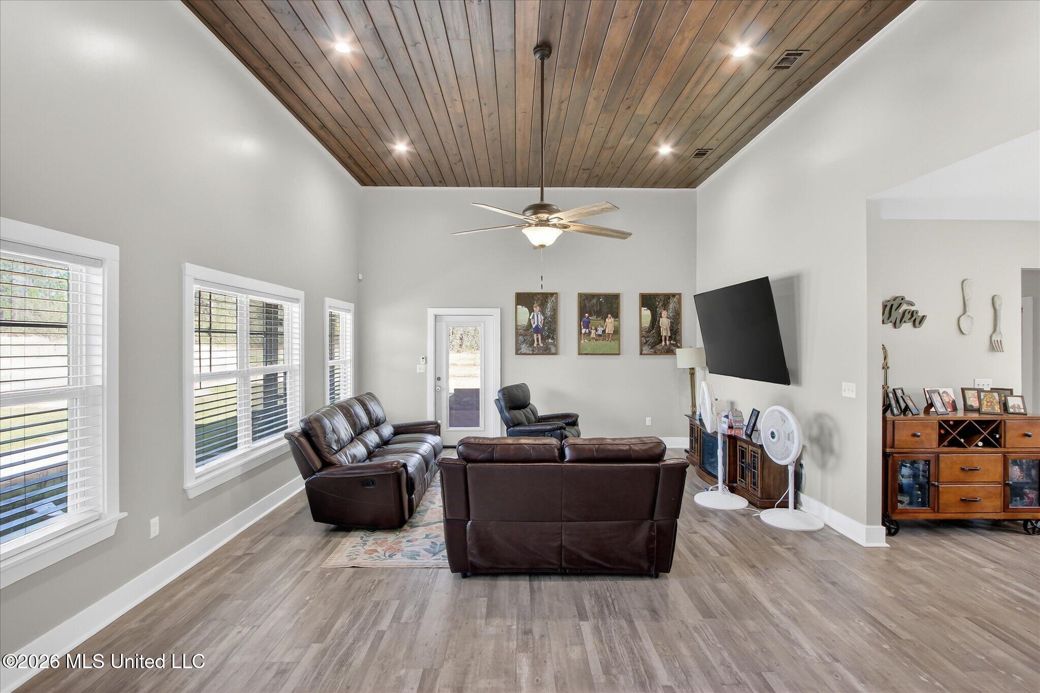 3855 Firetower Road Kiln, MS 39556 - Photo 7 of 53 10-010_IMG_6609