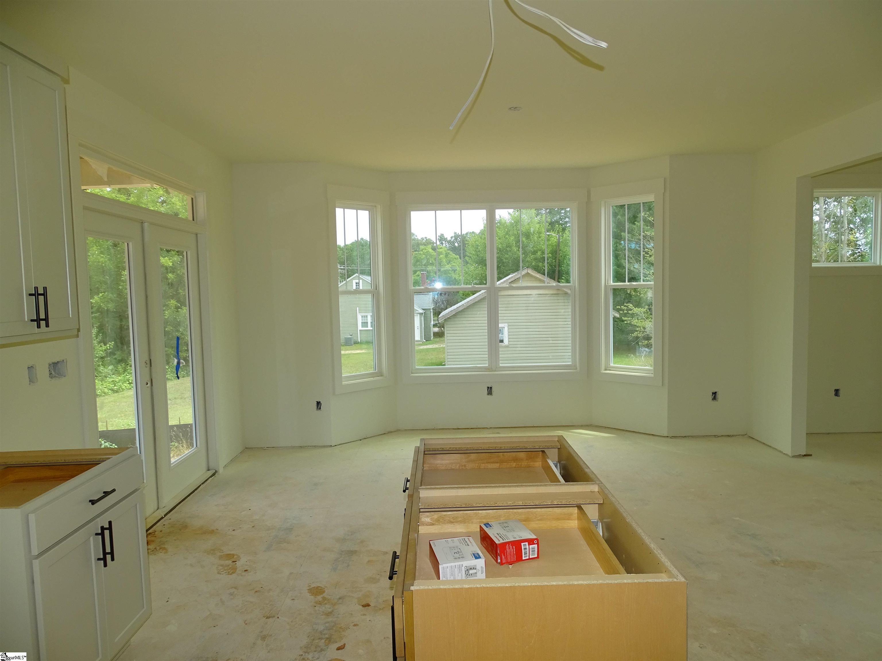 499 Mt Lebanon Church Road Greer, SC 29651 - Photo 11 of 37