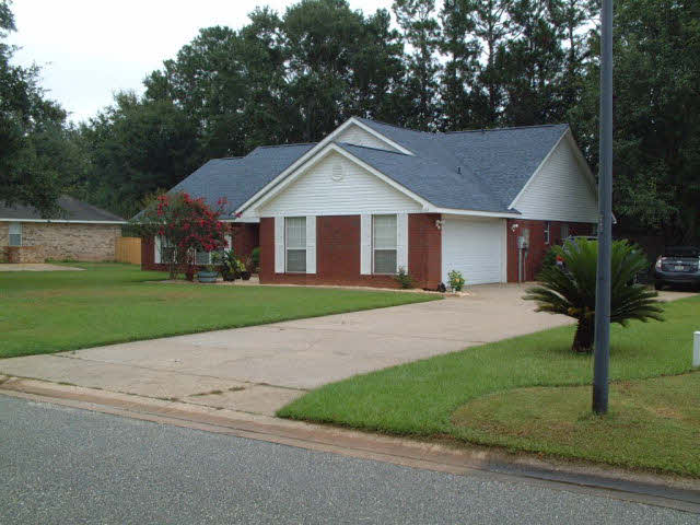 102 Washington Boulevard Foley, AL 36535 - Photo 2 of 37
