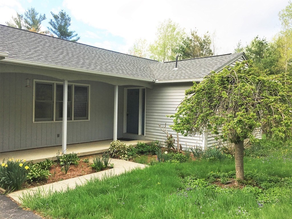 201 Rice Corner Road Brookfield, MA 01506 - Photo 2 of 20