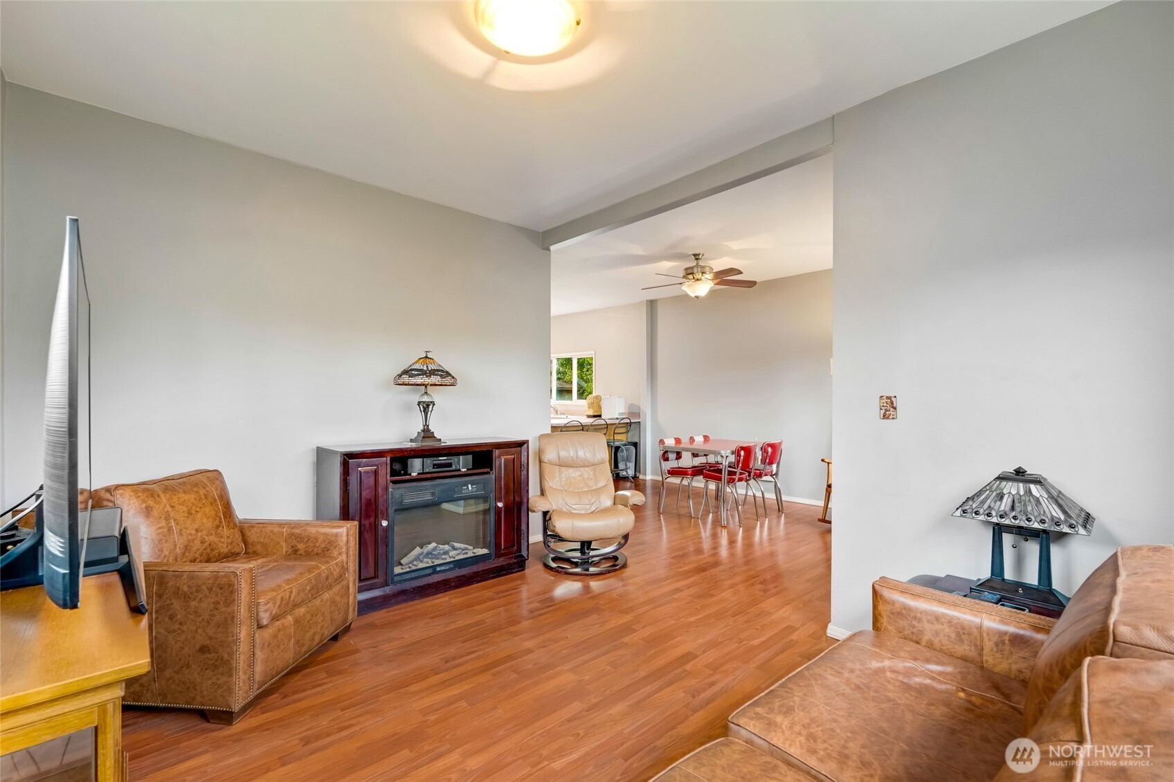 2514 State Street Everett, WA 98201 - Photo 9 of 19 Gallery Image 9