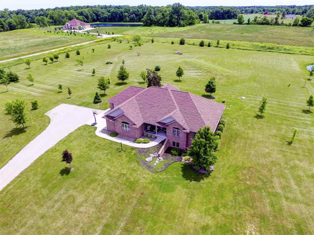 6310 Hollopeter Road Leo, IN 46765 - Photo 1 of 33 Gallery Image 1