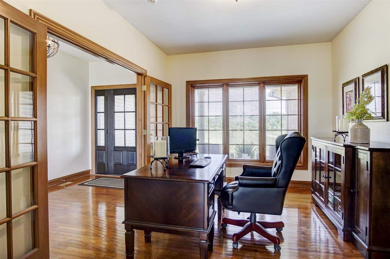 6310 Hollopeter Road Leo, IN 46765 - Photo 12 of 33 Gallery Image 12