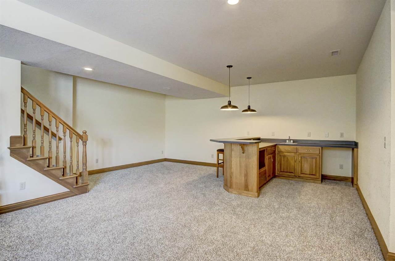 6310 Hollopeter Road Leo, IN 46765 - Photo 26 of 33 Gallery Image 26