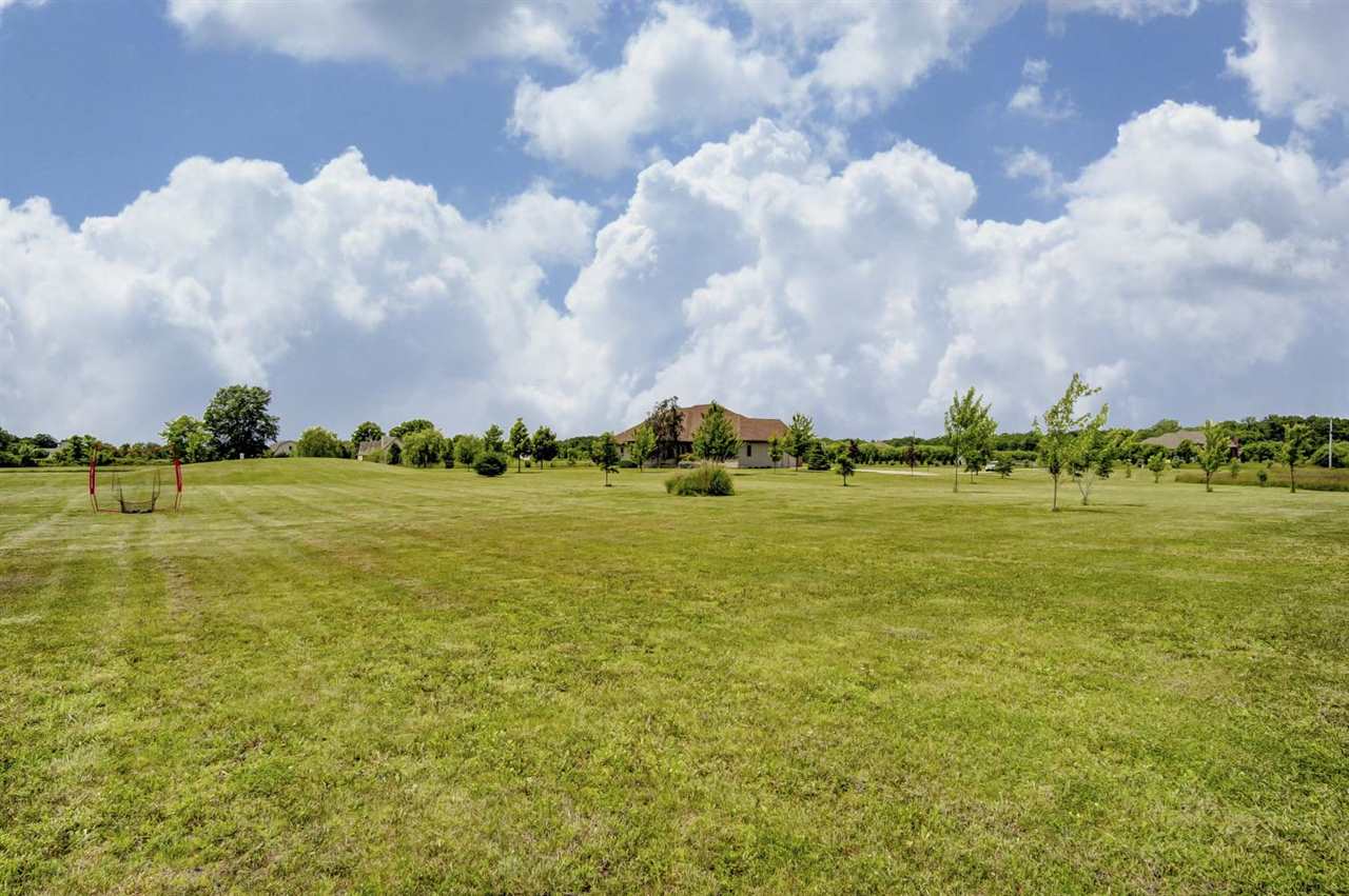 6310 Hollopeter Road Leo, IN 46765 - Photo 32 of 33 Gallery Image 32